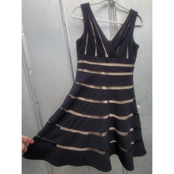 Scarlett Black & Nude Fit & Flare Sleeveless Mini Dress Size 6 - Picture 2 of 7